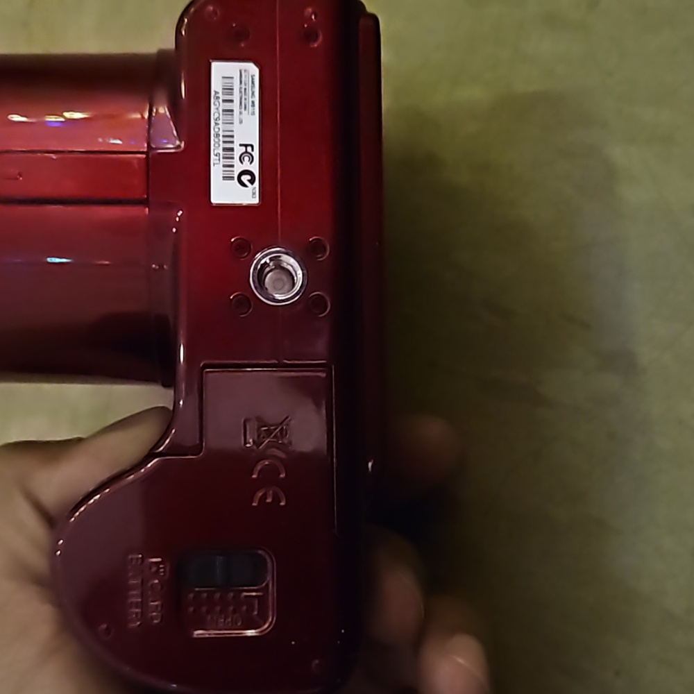 Samsung camera - Picture 3 of 4